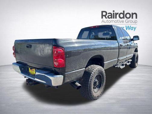 Brilliant Black Crystal Pearlcoat 2007 Dodge Ram 2500 SLT Quad Cab