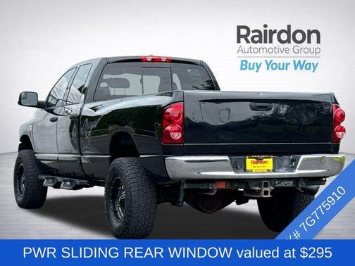 Brilliant Black Crystal Pearlcoat 2007 Dodge Ram 2500 SLT Quad Cab