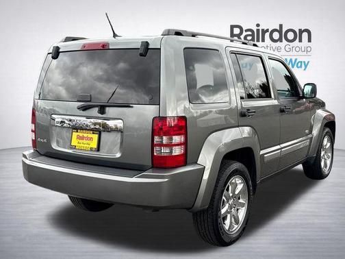 Mineral Gray Metallic Clearcoat 2012 Jeep Liberty Sport
