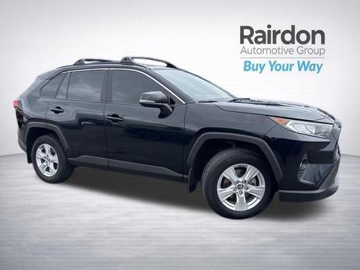 Midnight Black Metallic 2020 Toyota RAV4 XLE
