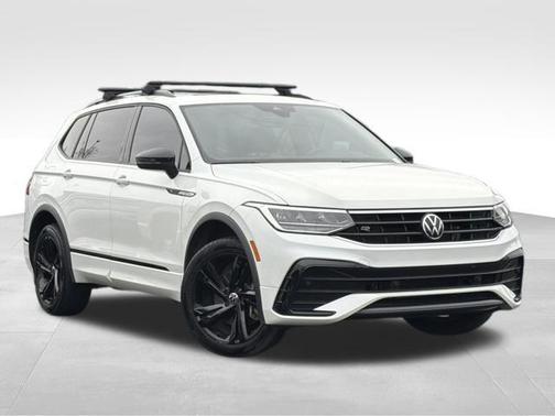 2023 Volkswagen Tiguan 2.0T SE R-Line Black 4MOTION