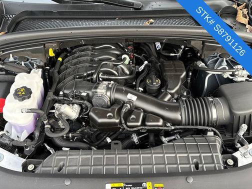 Diamond Black Crystal Pearlcoat 2025 Jeep Grand Cherokee Limited