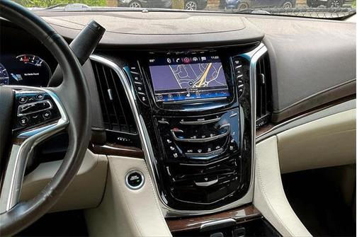 2017 Cadillac Escalade ESV Premium Luxury