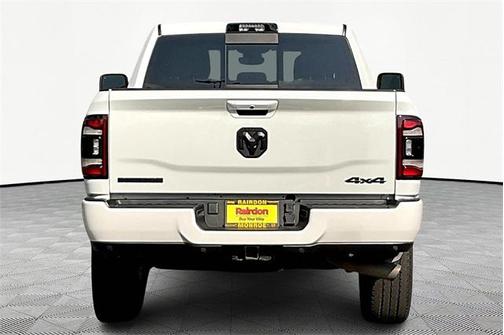 2023 RAM 2500 Big Horn Crew Cab 4x4 6'4' Box