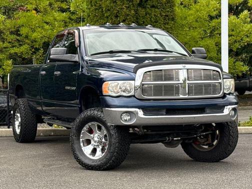 Patriot Blue Pearlcoat 2004 Dodge Ram 2500 SLT Quad Cab