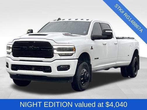 2024 RAM 3500 Laramie Crew Cab 4x4 8' Box