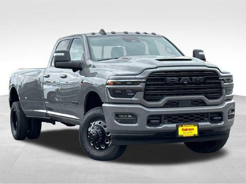 Ceramic Gray Clearcoat 2026 RAM 3500 Laramie Crew Cab 4x4 8' Box