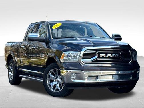 2017 RAM 1500 Limited Crew Cab 4x4 6'4' Box
