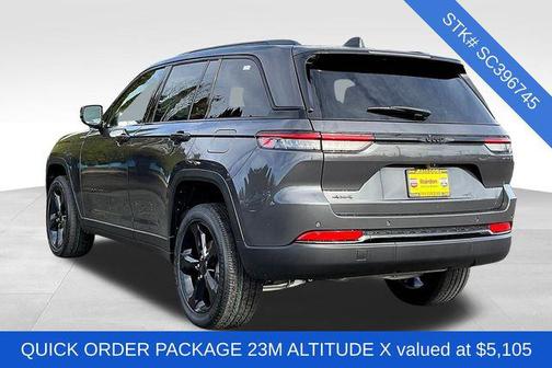 Baltic Gray Metallic Clearcoat 2025 Jeep Grand Cherokee Altitude