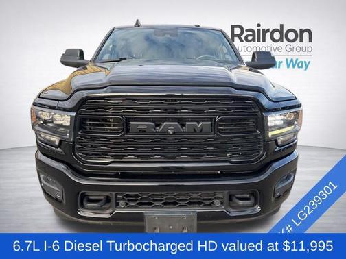 Diamond Black Crystal Pearlcoat 2020 RAM 3500 Limited Mega Cab 4x4 6'4' Box