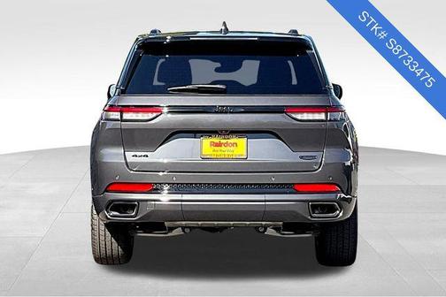 2025 Jeep Grand Cherokee Summit