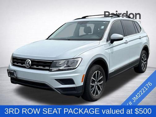 White Silver 2018 Volkswagen Tiguan 2.0T SE 4MOTION
