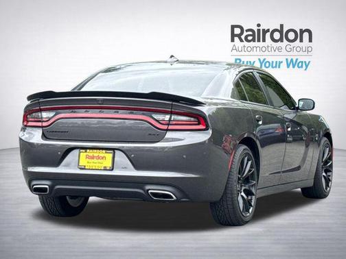 Granite Pearlcoat 2017 Dodge Charger SXT