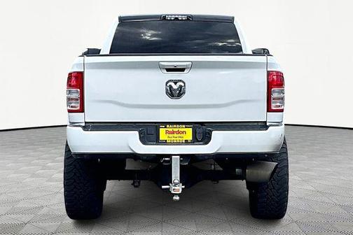 2019 RAM 3500 Big Horn Crew Cab 4x4 8' Box