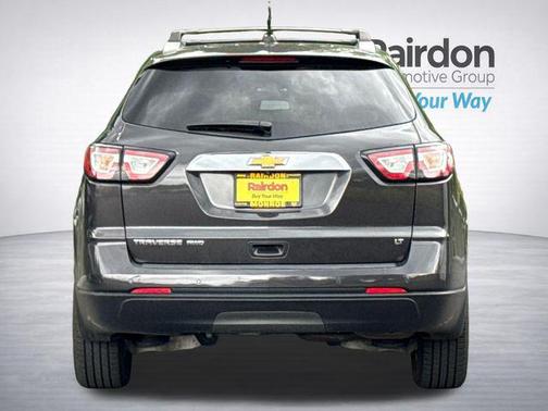 Tungsten Metallic 2017 Chevrolet Traverse 1LT
