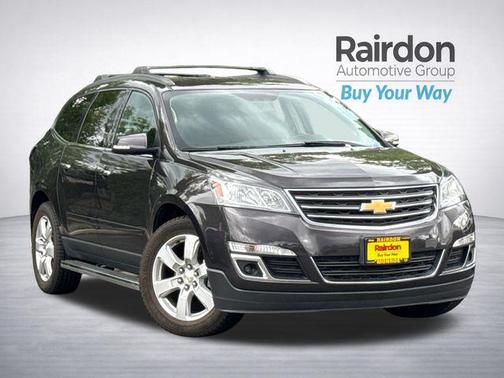 Tungsten Metallic 2017 Chevrolet Traverse 1LT