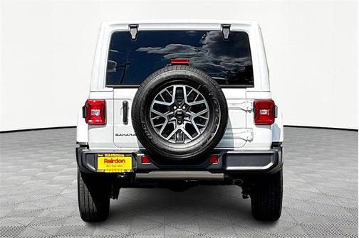2025 Jeep Wrangler 4-Door Sahara 4x4