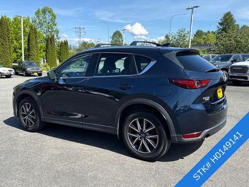 Deep Crystal Blue Mica 2017 Mazda CX-5 Grand Touring