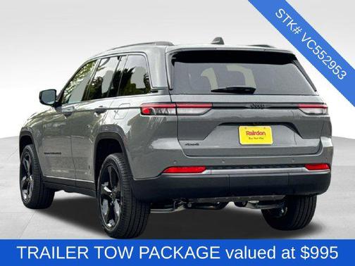 Sting-Gray Clearcoat 2027 Jeep Grand Cherokee Limited