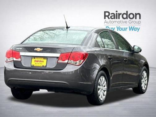 2011 Chevrolet Cruze LS