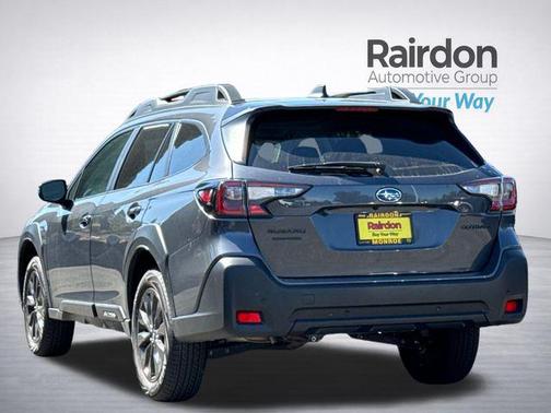 Magnetite Gray Metallic 2025 Subaru Outback Onyx Edition