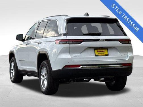 Bright White Clearcoat 2026 Jeep Grand Cherokee Altitude