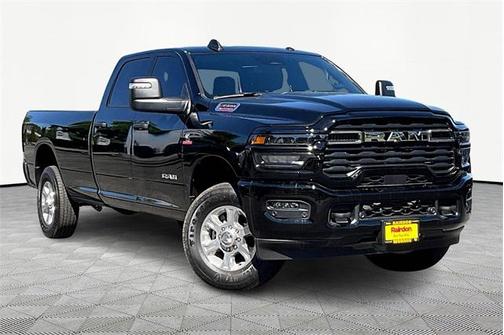2025 RAM 3500 Big Horn Crew Cab 4x4 8' Box