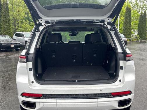 Bright White Clearcoat 2023 Jeep Grand Cherokee 4xe 30th Anniversary