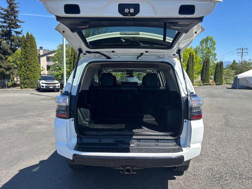 Super White 2019 Toyota 4Runner TRD Pro