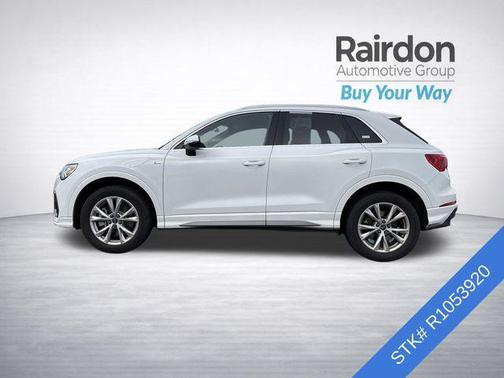 Arkona White 2024 Audi Q3 Premium 45 TFSI S line quattro Tiptronic