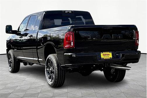 2025 RAM 2500 Laramie Crew Cab 4x4 6'4' Box