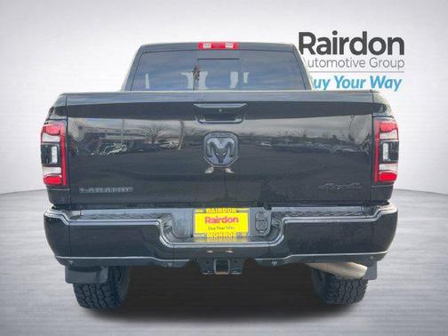 Diamond Black Crystal Pearlcoat 2020 RAM 2500 Laramie Mega Cab 4x4 6'4' Box