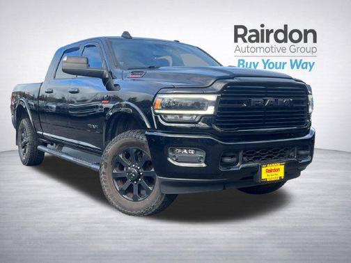Diamond Black Crystal Pearlcoat 2020 RAM 2500 Laramie Mega Cab 4x4 6'4' Box