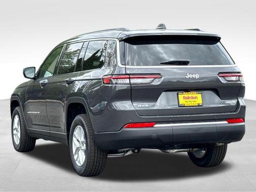 Baltic Gray Metallic Clearcoat 2026 Jeep Grand Cherokee L Altitude