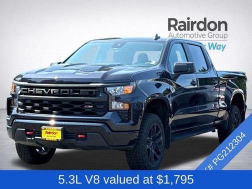 Dark Ash Metallic 2023 Chevrolet Silverado 1500 Custom Trail Boss