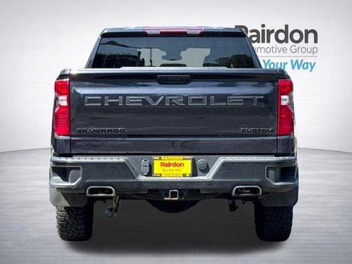 Dark Ash Metallic 2023 Chevrolet Silverado 1500 Custom Trail Boss