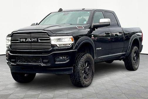2019 RAM 2500 Laramie Crew Cab 4x4 6'4' Box