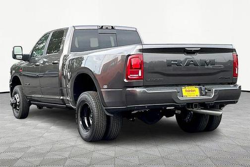 2025 RAM 3500 Laramie Crew Cab 4x4 8' Box