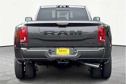2025 RAM 3500 Laramie Crew Cab 4x4 8' Box
