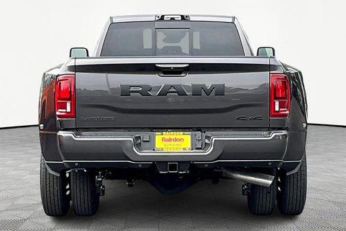 2025 RAM 3500 Laramie Crew Cab 4x4 8' Box