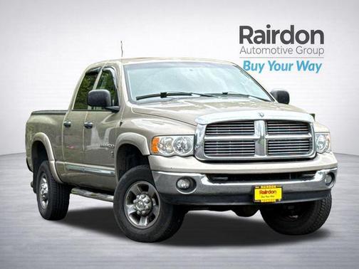 Light Almond Pearl Metallic Clearcoat 2005 Dodge Ram 2500 SLT Quad Cab