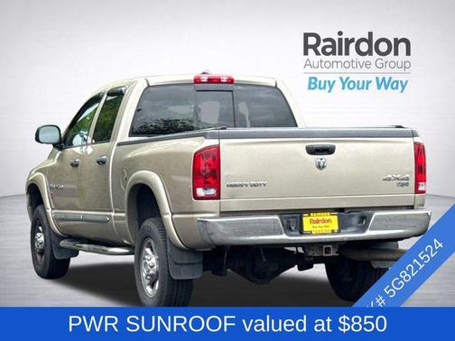 Light Almond Pearl Metallic Clearcoat 2005 Dodge Ram 2500 SLT Quad Cab