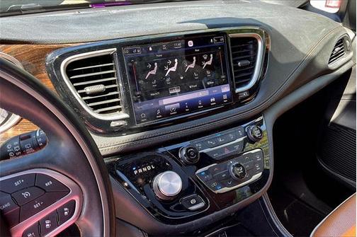 2021 Chrysler Pacifica L