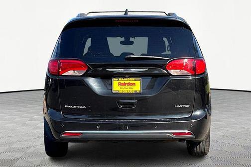 2020 Chrysler Pacifica Limited