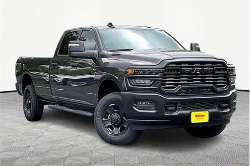 2025 RAM 3500 Tradesman Crew Cab 4x4 8' Box