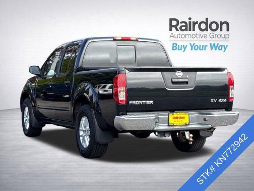 Magnetic Black Pearl 2019 Nissan Frontier SV