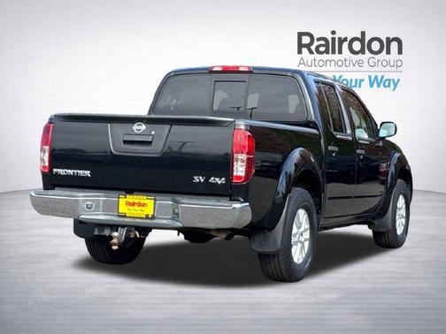 Magnetic Black Pearl 2019 Nissan Frontier SV