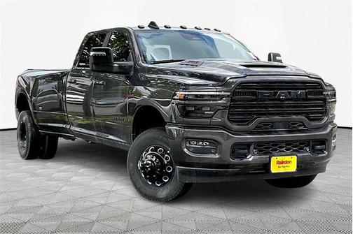 2025 RAM 3500 Laramie Crew Cab 4x4 8' Box