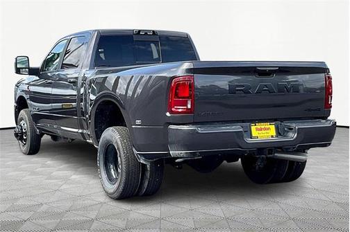 2025 RAM 3500 Laramie Crew Cab 4x4 8' Box