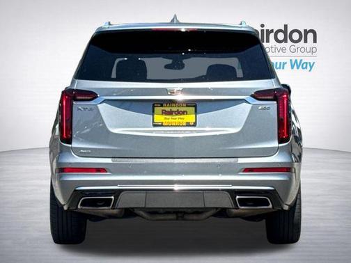 Argent Silver Metallic 2023 Cadillac XT6 Premium Luxury AWD